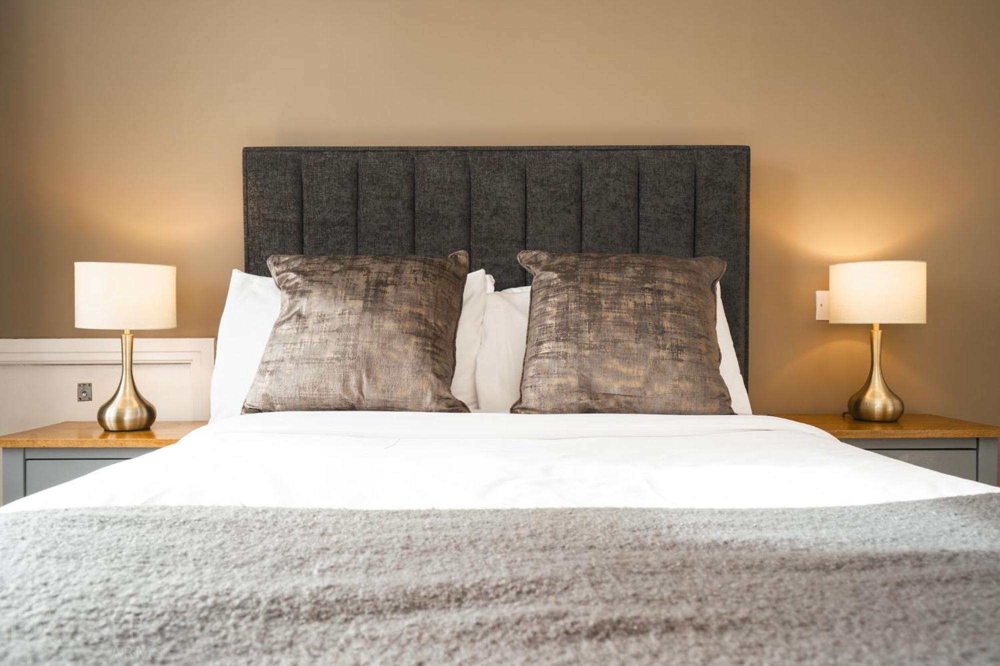 Rooms At The Dressers Arms Chorley  Exterior photo